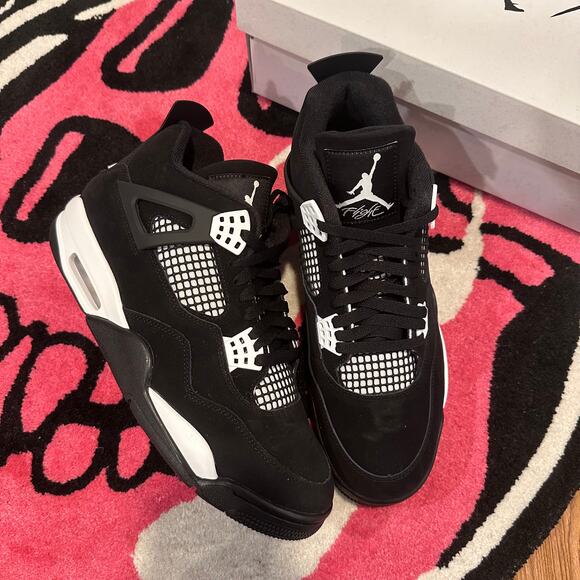 Jordan 4 Retro White Thunder - Size 11 - Brand New - Picture 1 of 8